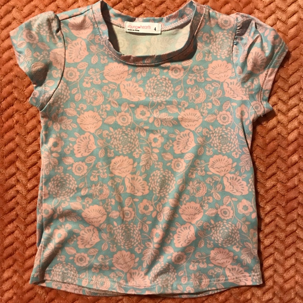 Young hearts 4T Tshirt